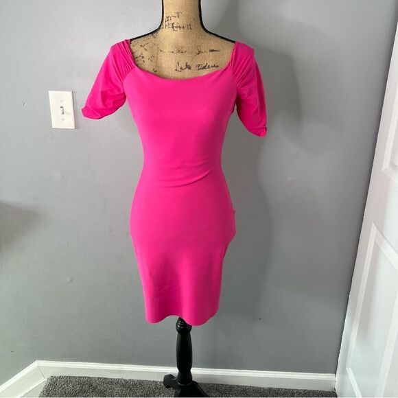 Sz 36 CHIARA BONI LA PETITE ROBE Vissia Off-Shoulder Shirred-Sleeve Mini Dress - Picture 4 of 12